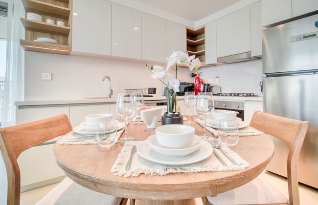 Classy Downtown 2BR w City View Balcony - Foto 8