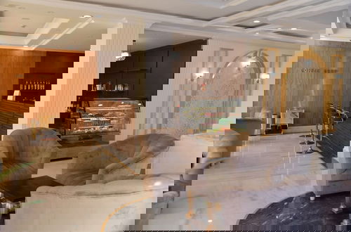 Foto 4 - Crown City Hotel