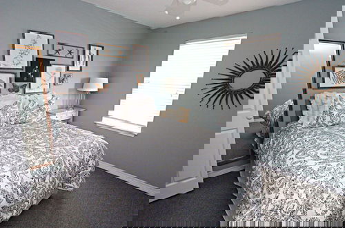 Foto 3 - Pelican's Rest Beach House