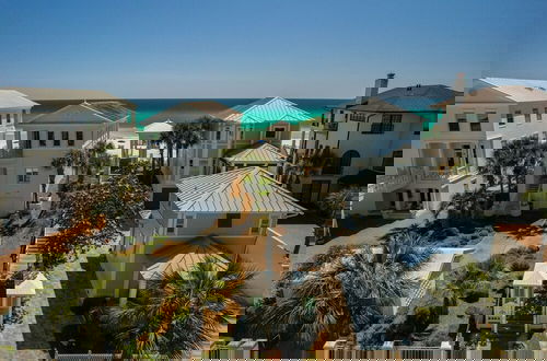 Foto 43 - Stella By The Sea 3 Bedroom Home by RedAwning