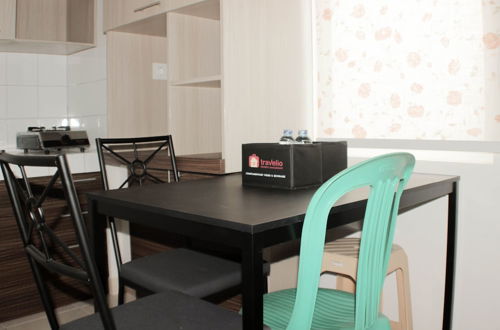 Photo 11 - Comfy And Spacious 2Br At Springlake Summarecon Apartment Bekasi