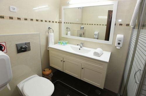 Photo 20 - Avi's Suites - 44 Hativat Hanegev