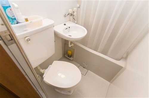 Photo 11 - Centrally Located Deluxe Furnished.3