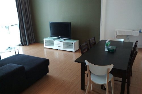 Photo 21 - Queens Service Suite at Swiss Garden Residences