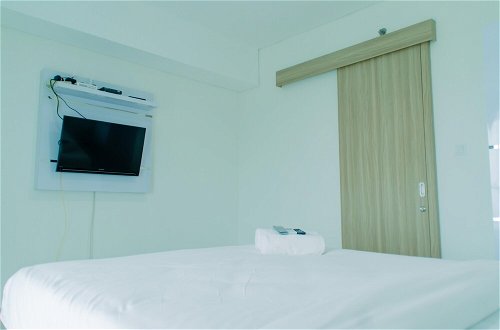 Foto 3 - Elegant 1BR without Living Room at Bintaro Embarcadero Suites Apartment