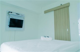 Foto 3 - Elegant 1BR without Living Room at Bintaro Embarcadero Suites Apartment
