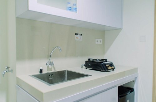 Foto 6 - Elegant 1BR without Living Room at Bintaro Embarcadero Suites Apartment