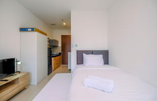 Foto 1 - Fancy And Nice Studio Apartment At Ciputra World 2