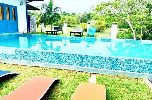 Foto 12 - Charming Villa With Pool, Near Beach, Sri Lanka