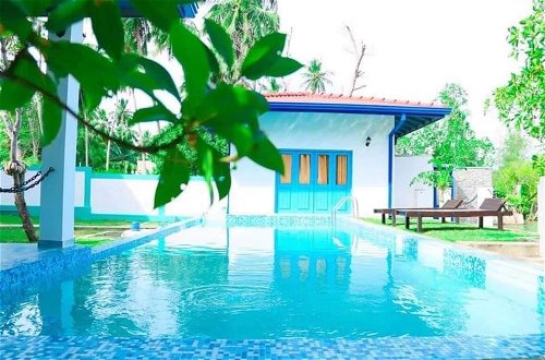 Photo 13 - Charming Villa With Pool, Near Beach, Sri Lanka