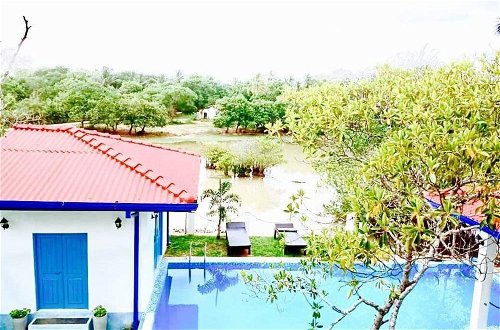 Foto 11 - Charming Villa With Pool, Near Beach, Sri Lanka