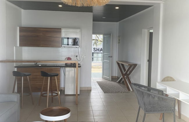 Chantillys on the Bay - Photo 17