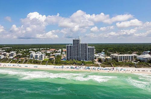 Photo 16 - 1 Incredible View by Avantstay Emerald Coast Views on Beach