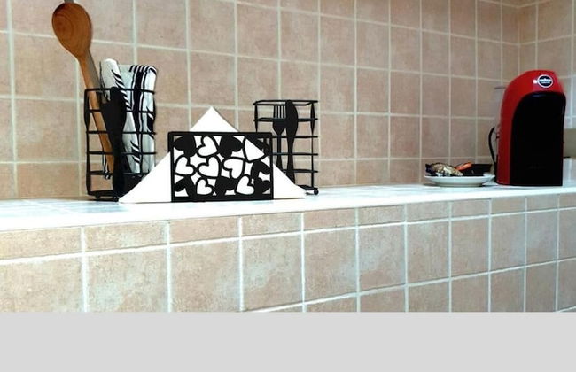 Black Suite With Terrace, sea View Located in the Center - Photo 11