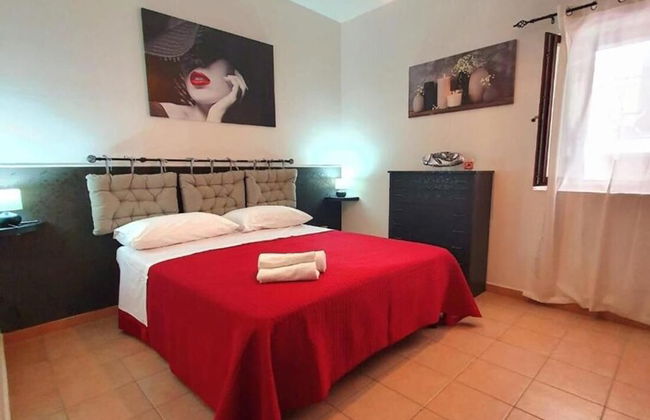 Black Suite With Terrace, sea View Located in the Center - Photo 3