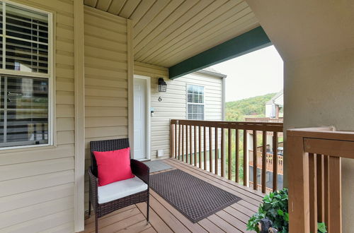 Photo 34 - Table Rock Lookout Duo - Spacious Balcony