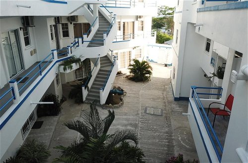 Photo 27 - Blue Star Apartments and Hotel