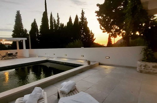 Photo 16 - Villa Dragi, Villa With Pool and big Terrace, sea View, Peacfully and Quite