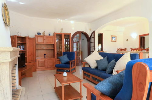 Photo 14 - Spacious 4 Bedroom Villa, Private Pool, Free air Conditioning and Wifi