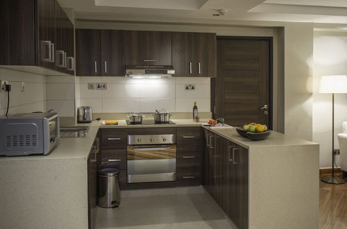 Photo 18 - Longonot Place Serviced Apartments- Nairobi, City Centre CBD