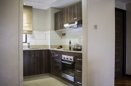 Photo 16 - Longonot Place Serviced Apartments- Nairobi, City Centre CBD