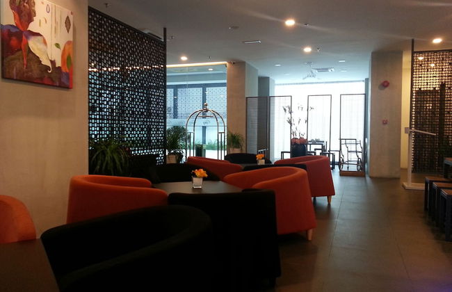 Marina Travellers Suite SKY Karamunsing - Foto 3