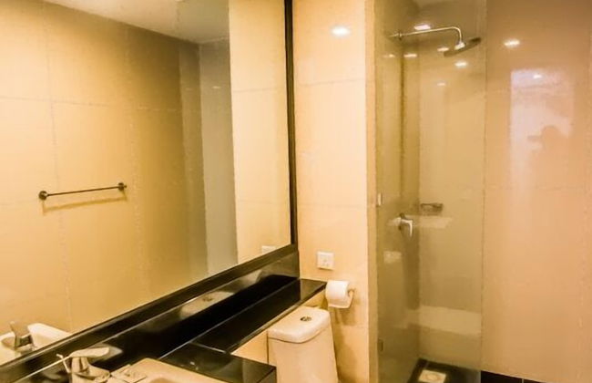 Marina Travellers Suite SKY Karamunsing - Foto 8