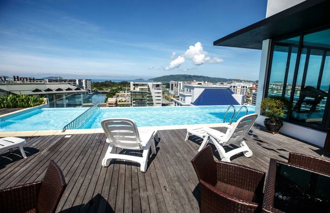 Marina Travellers Suite SKY Karamunsing - Foto 18