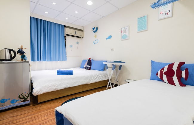 Blue sky Taipei - Photo 37