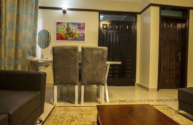 Three Bedroom art themed apartment - Foto 14