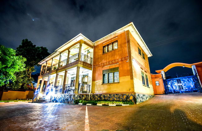 ShasHomes - Foto 1