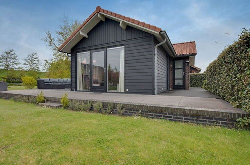 Photo 39 - Lovely Holiday Home in Kattendijke With Garden