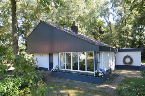 Foto 25 - Modern Holiday Home in Haaksbergen With Garden