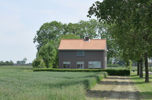 Photo 41 - Tastefully Decorated Holiday Home With Rural Location Near the Sea