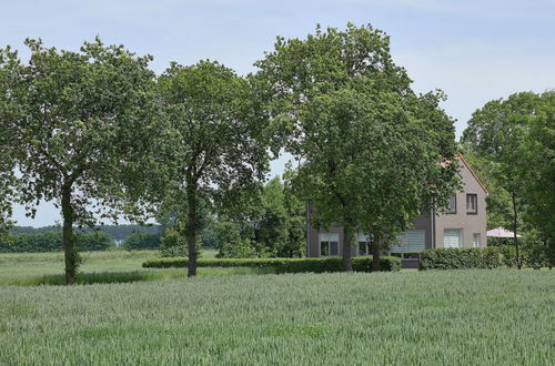 Photo 35 - Tastefully Decorated Holiday Home With Rural Location Near the Sea