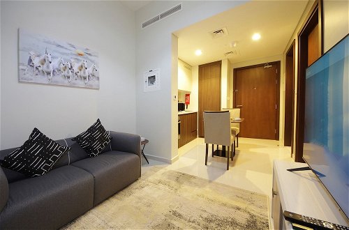 Photo 5 - 1 Bedroom Apartment in Reva Residences