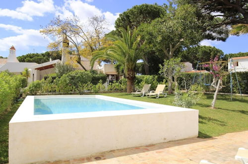 Photo 3 - Albufeira Traditional Villa With Pool by Homing