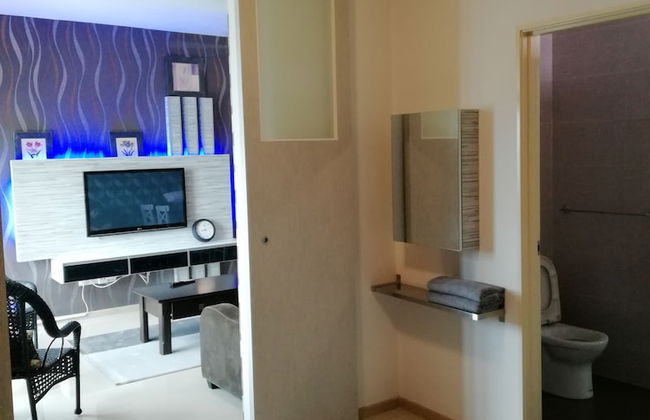 Lawang Suite 1 Bedroom Corner Apartment - Foto 14