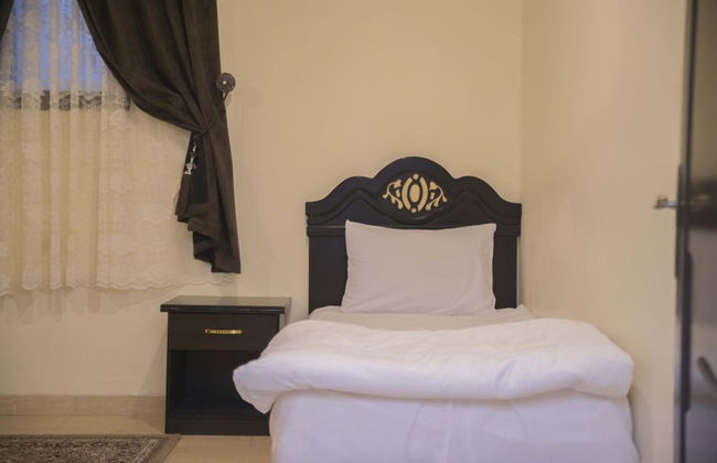 Al Eairy Furnished Apartments Qassim 4 - Foto 14