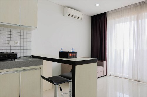 Photo 10 - Luxurious and Comfy 2BR Paddington Heights Alam Sutera Apartment