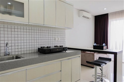 Photo 11 - Luxurious and Comfy 2BR Paddington Heights Alam Sutera Apartment