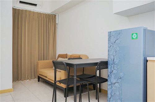 Foto 9 - Nice And Comfy 2Br Apartment At M-Town Residence Near Summarecon