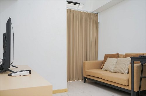 Photo 8 - Nice And Comfy 2Br Apartment At M-Town Residence Near Summarecon