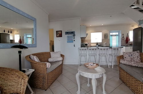 Photo 5 - Hermanus Beach Cottage 2