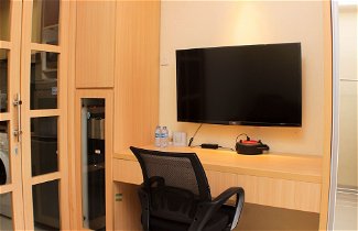 Foto 2 - Comfort Studio Room At Oasis Cikarang Apartment