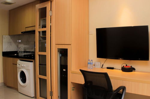 Photo 22 - Comfort Studio Room At Oasis Cikarang Apartment