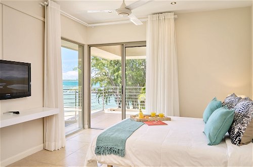 Foto 9 - Bon Azur Beachfront Suites and Penthouses by Lov