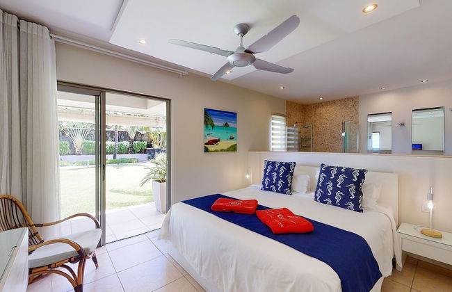 Bon Azur Beachfront Suites & Penthouses with LOV - Foto 14