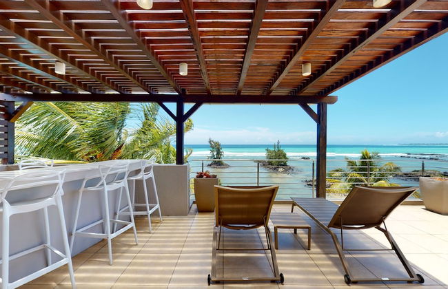 Bon Azur Beachfront Suites & Penthouses with LOV - Foto 34