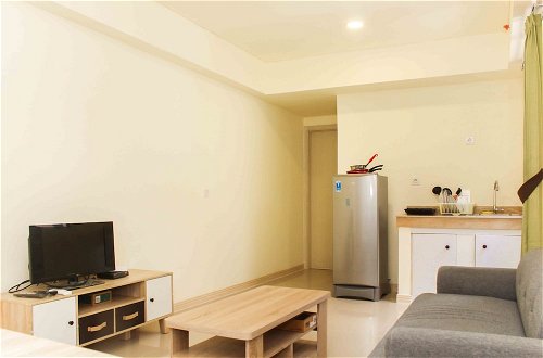 Photo 10 - Best Choice and High Floor 1BR at Meikarta Apartment